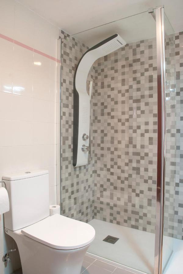 Apartamento Araceli Proximo A Clinica Oftalmologica Fdez Vega Apartment Oviedo Exterior foto