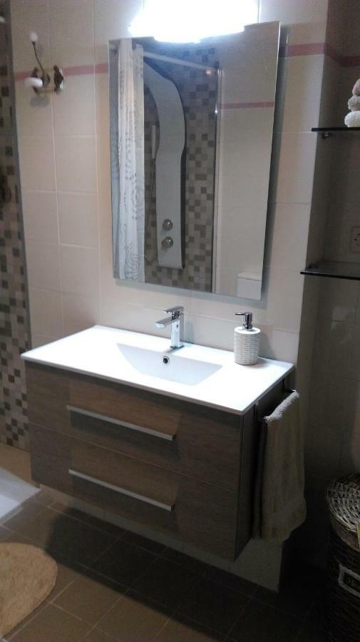 Apartamento Araceli Proximo A Clinica Oftalmologica Fdez Vega Apartment Oviedo Exterior foto